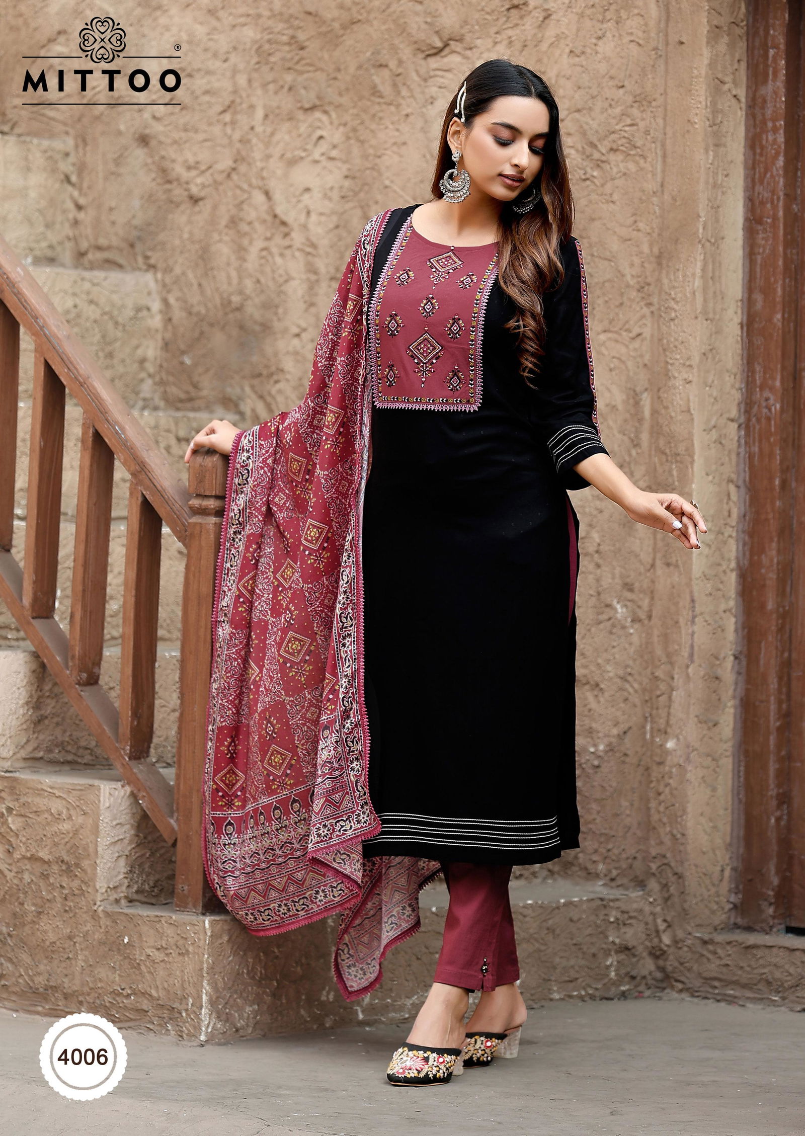 Chand By Mittoo Rayon Weaving Kurti With Bottom Dupatta Suppliers In India
